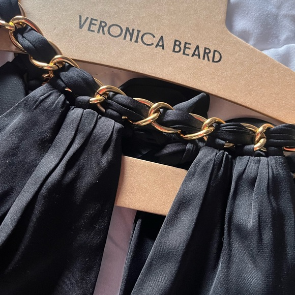 NWT Veronica Beard Yulita chain cut-out top, black, size 6 - Picture 3 of 9